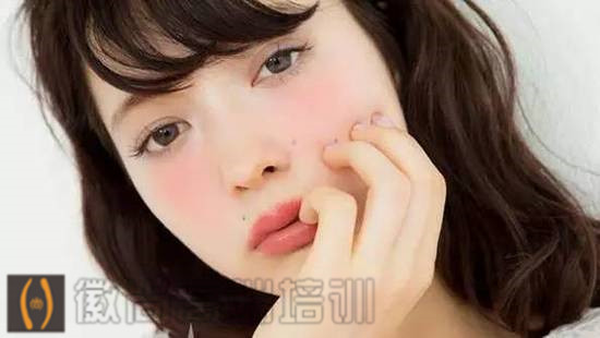合肥哪里化妆学校好？学费多少？